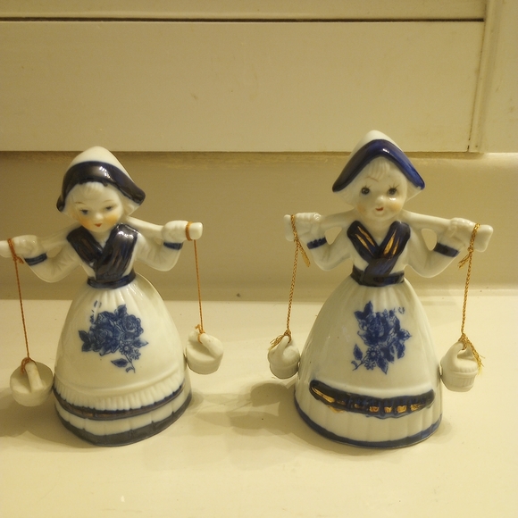 Vintage Deft Blue and White Holland Set of two dutch milkmaid porcelain bells - Picture 3 of 7